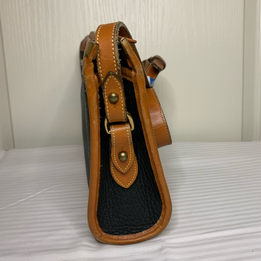 Vintage Dooney & Bourke purse - Picture 7 of 10